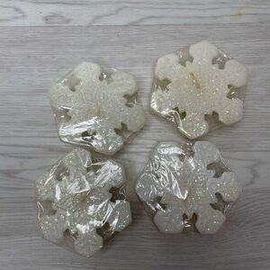 Holiday/Xmas Snowflake Shaped White Glitter Floating Candles 3inches Lot of 4